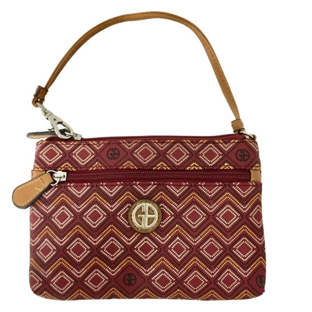 NWT GIANI BERNINI GRAPHIC SIGNATURE SAFFIANO WRISTLET